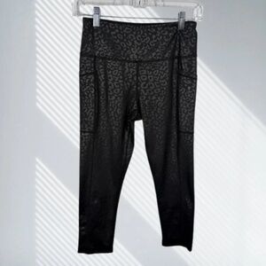 CVG | Black Leopard Cheetah Print Leggings Cropped Pockets Women's Size Small